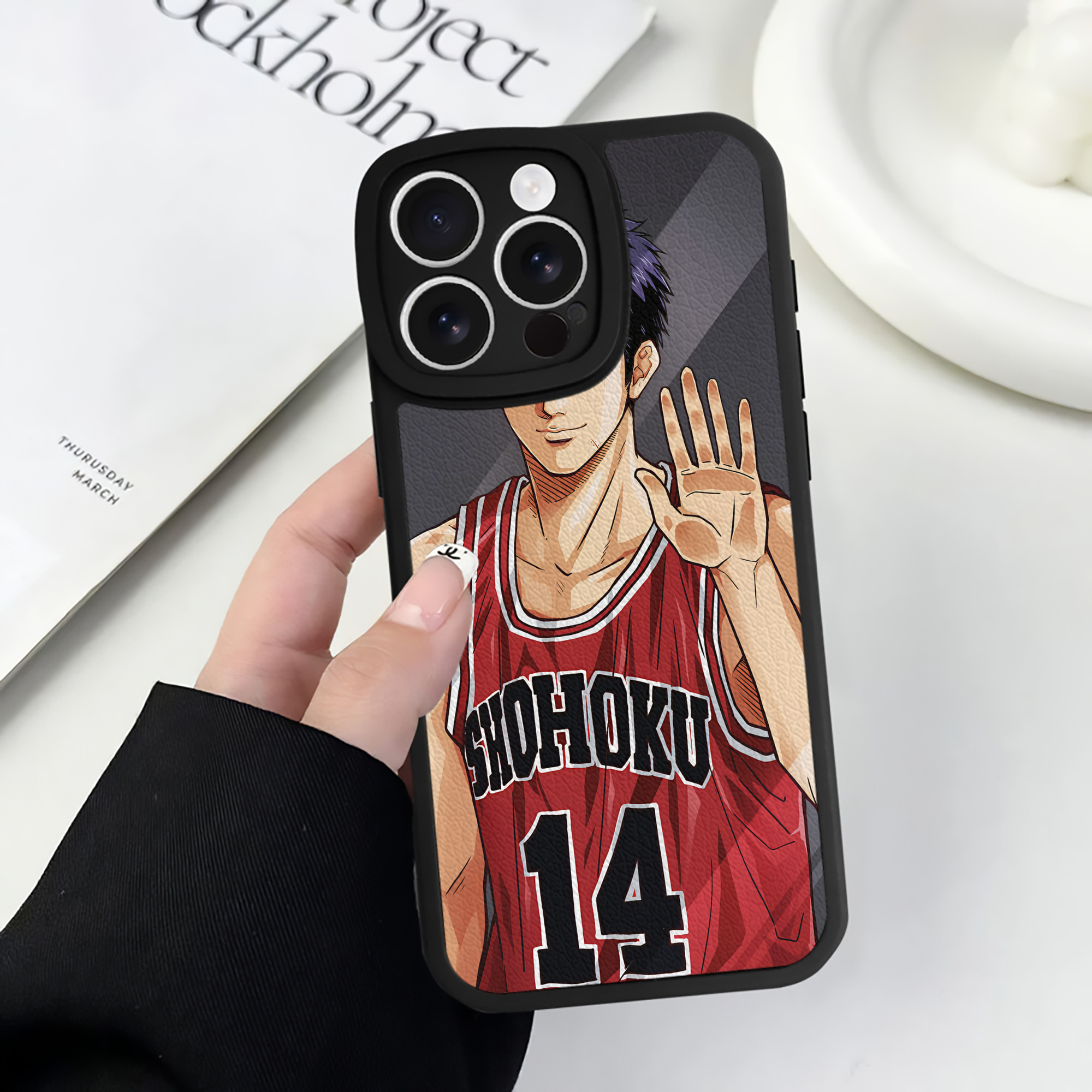 （画像用） SLAM DUNK／スラムダンク 【iPhone 16シリーズ対応】シリコンスマホケース（レザー調） 材質：シリコン